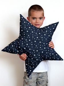 coussin enfant etoile bleu marine Creacoton