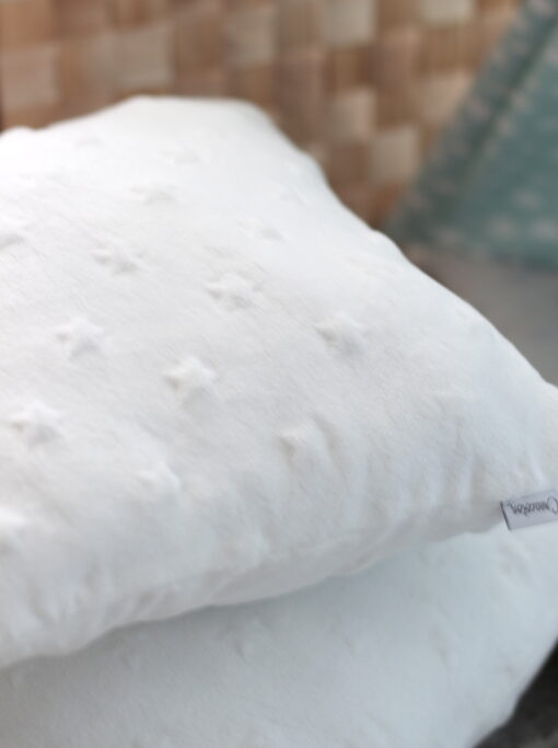 coussin chambre bebe Creacoton polaire minky blanc etoile (2)