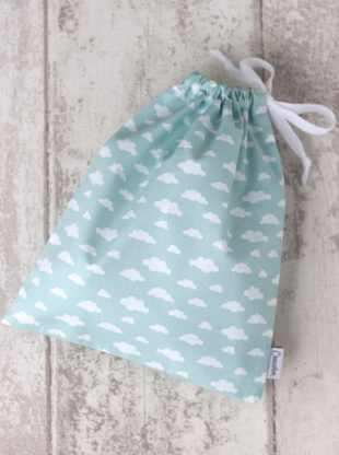 Sac maternelle Vert menthe nuages Creacoton (1)