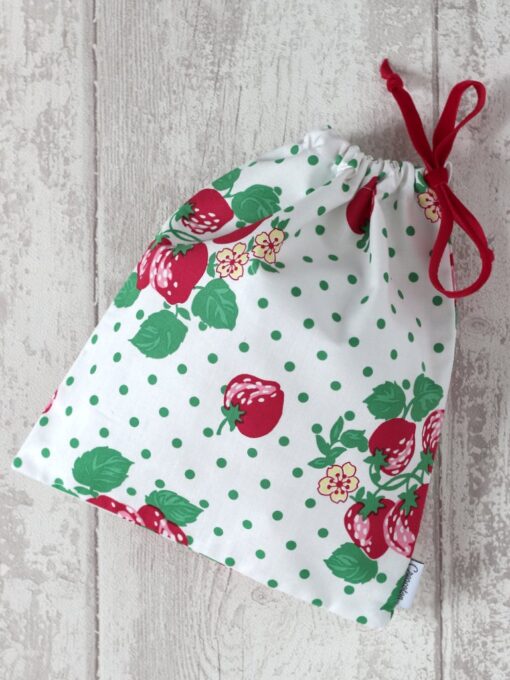 sac gouter maternelle Fraise Creacoton (1)