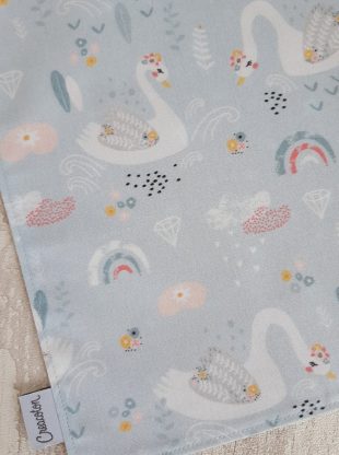 Serviette de table maternelle elastique enfant cantine Cygne Creacoton