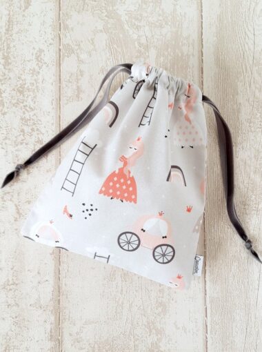 sac a doudou Cendrillon Creacoton gouter maternelle