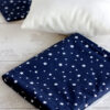 Kit pour sieste maternelle Bleu marine étoiles - SweetDreams My Lovely Family minky gris couverture oreiller