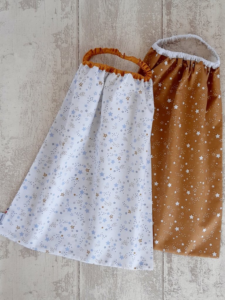 Serviette élastiquée en coton réversible pour enfant - école Montessori