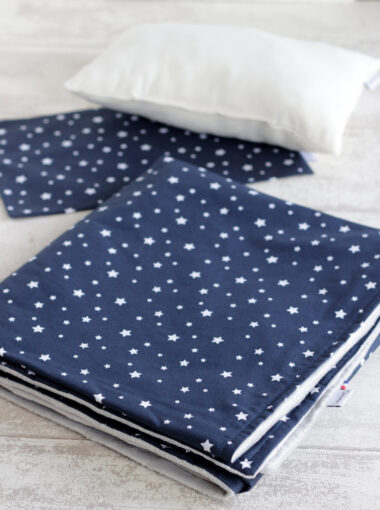 Kit sieste maternelle XL Bleu marine étoiles SweetDreams My Lovely Family